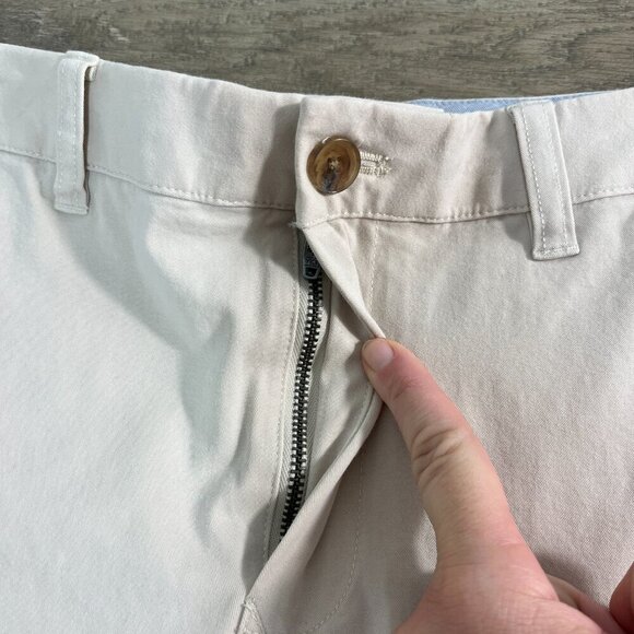 NWT Bonobos 9 in Flat Front Shorts - Picture 3 of 8